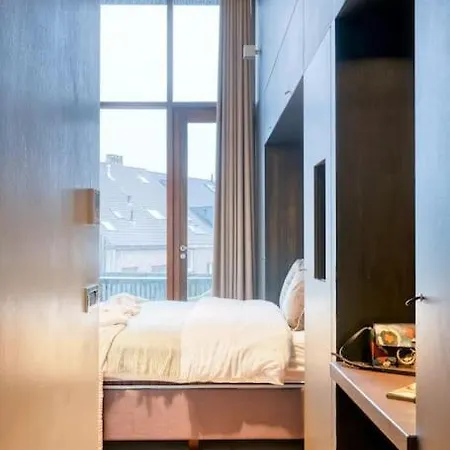 Ideal Terraced Retreat In Ghent's Center Ghent
